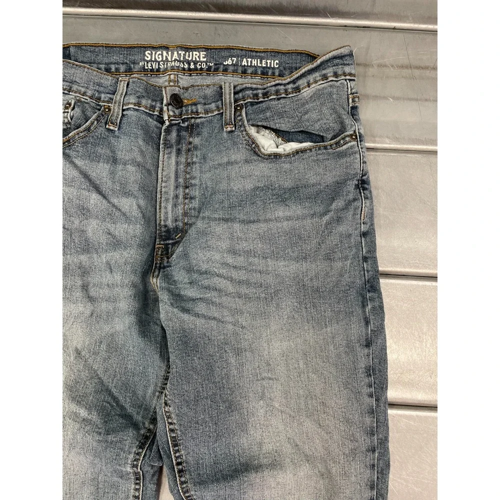 Signature Levis S67 Athletic Jeans Mens 34X30 Blue‎ Medium Wash Denim Straight